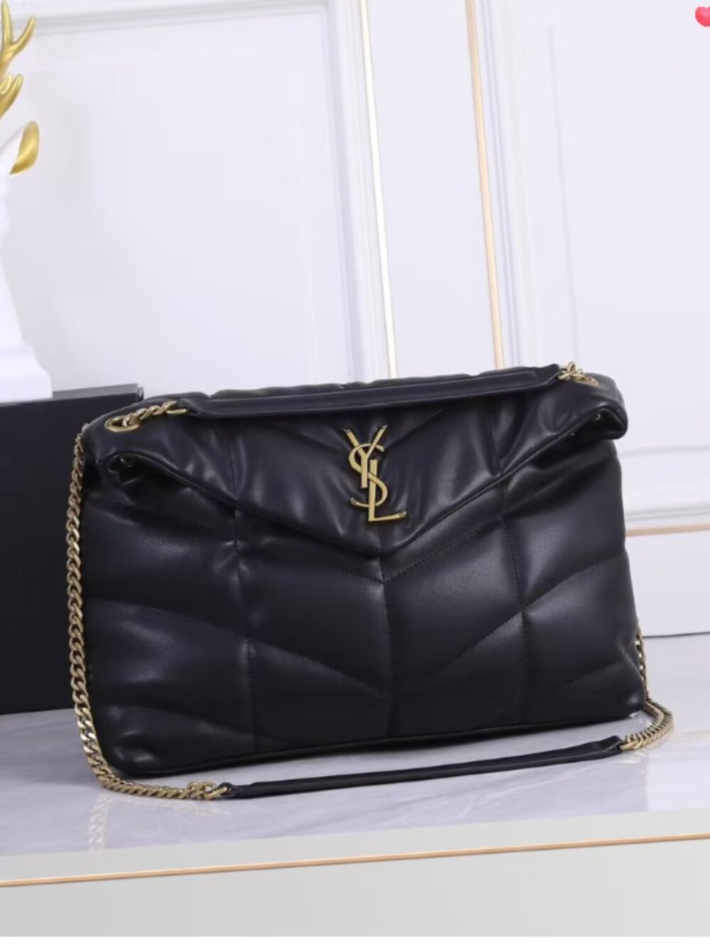 Yves Saint Laurent Shoulder Bags